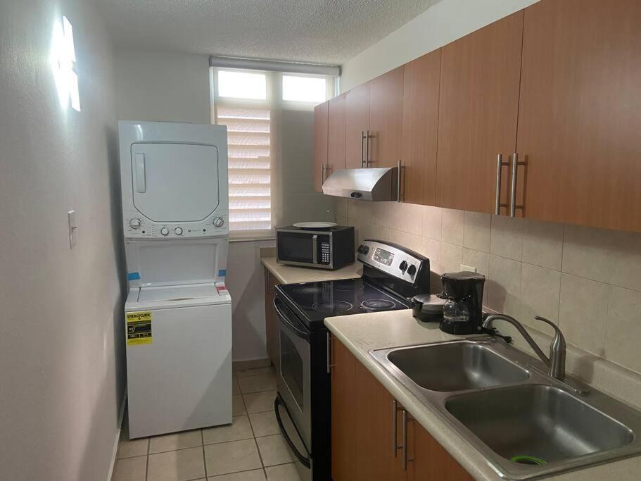 Private Apartment Near Sju Solar Battery Carolina Exterior foto